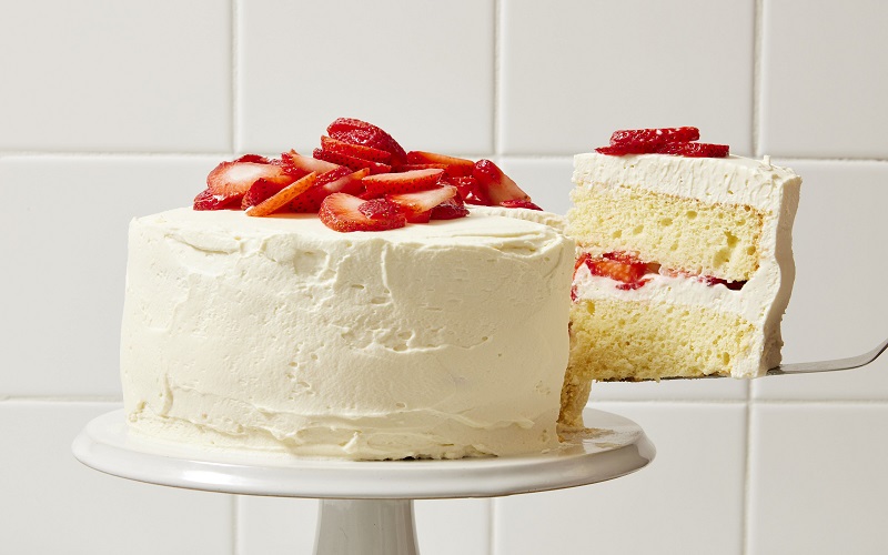 strawberry-fluffy-cake-recipe