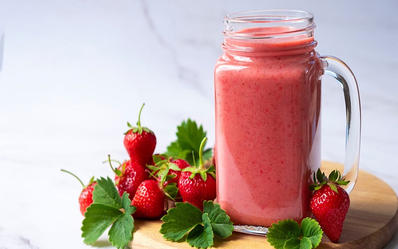 strawberry-smoothie
