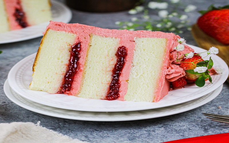 strawberry-vanilla-cake-recipe