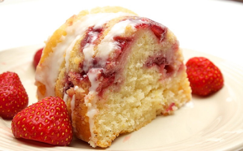 strawberry-yogurt-loaf