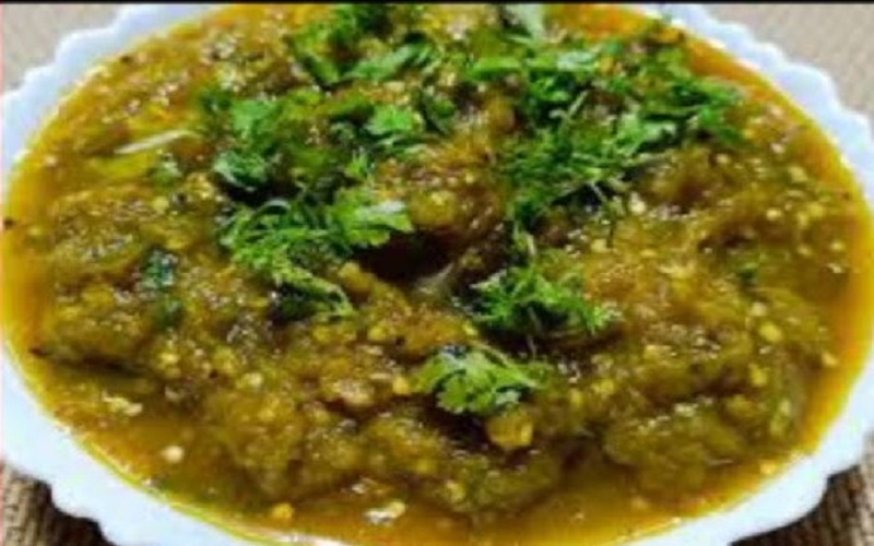 ghotleli-hirvya-vangyachi-bhaji ghotleli-hirvya-vangyachi-bhaji