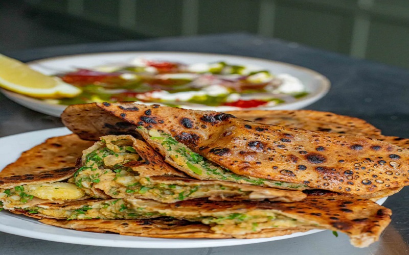 green-peas-paratha
