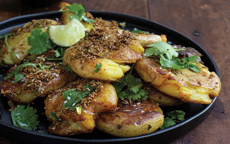 smashed-potatoes-with-paprika-and-cumin