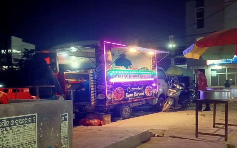 taste-of-bhubaneswar--food-junction