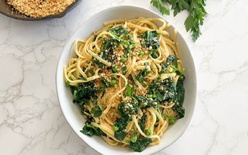 pea-and-spinach-carbonara pea-and-spinach-carbonara