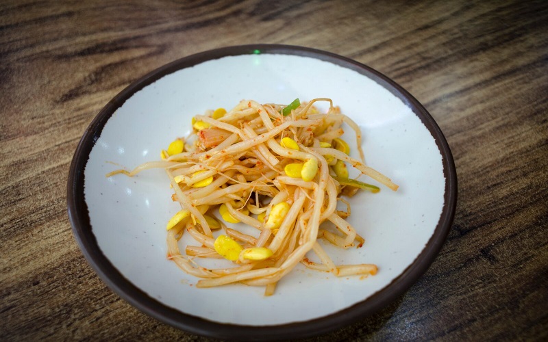 soybean-sprouts