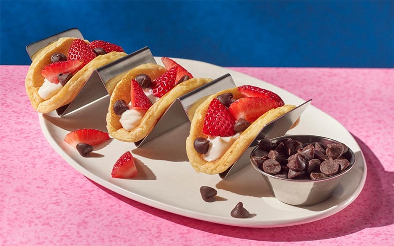 strawberry-breakfast-tacos-recipe