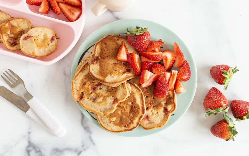 strawberry-pancake-recipe