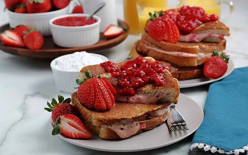 strawberry-toast-recipe