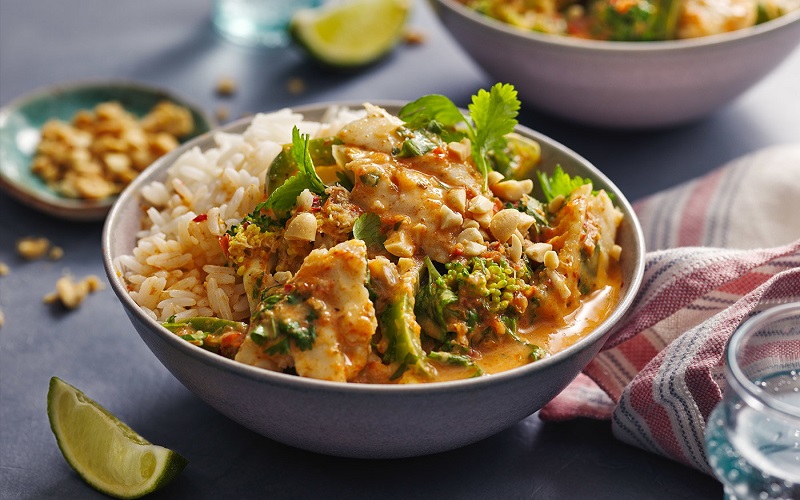 thai-pink-noodle-soup