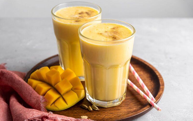 mango-lassi