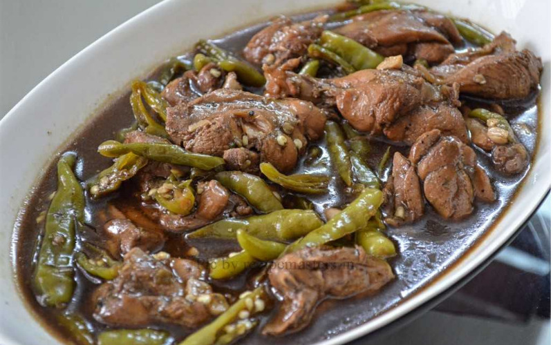 bay-leaves bay-leaves