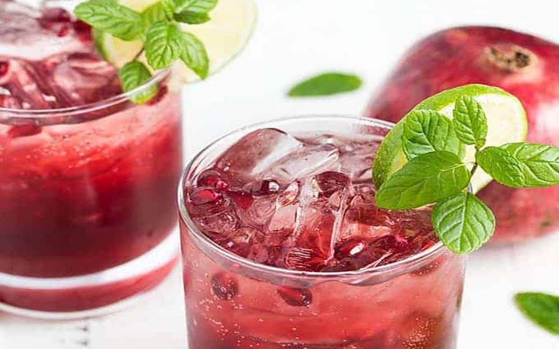 Apple, Pomegranate And Cherry Juice