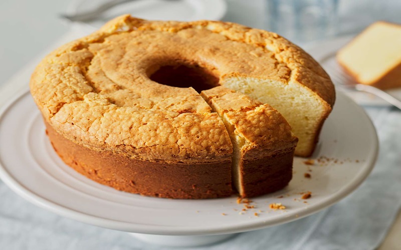 cream-cheese-pound-cake