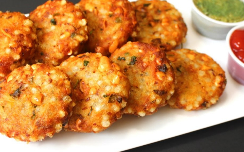 sabudana-vada sabudana-vada