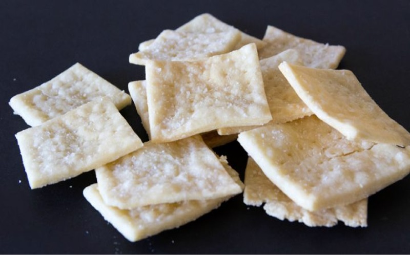 soda-crackers soda-crackers