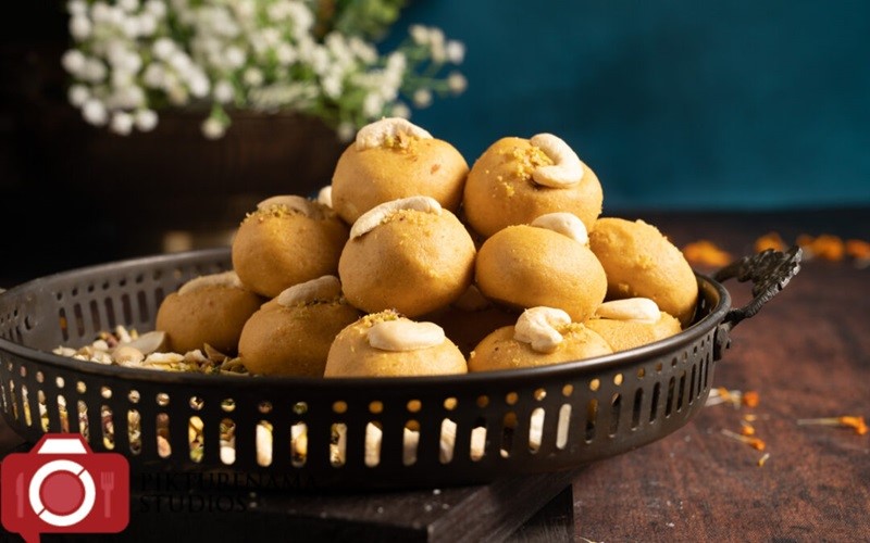 Besan Laddu