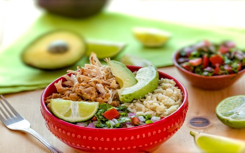 pintos-salad--brown-rice