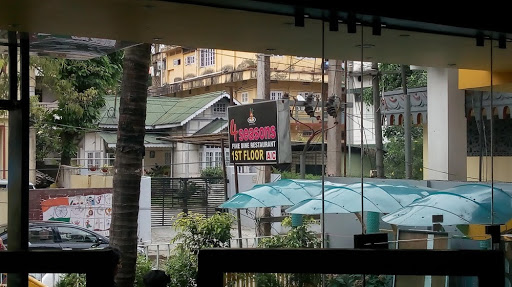 4 Seasons – Café Restro