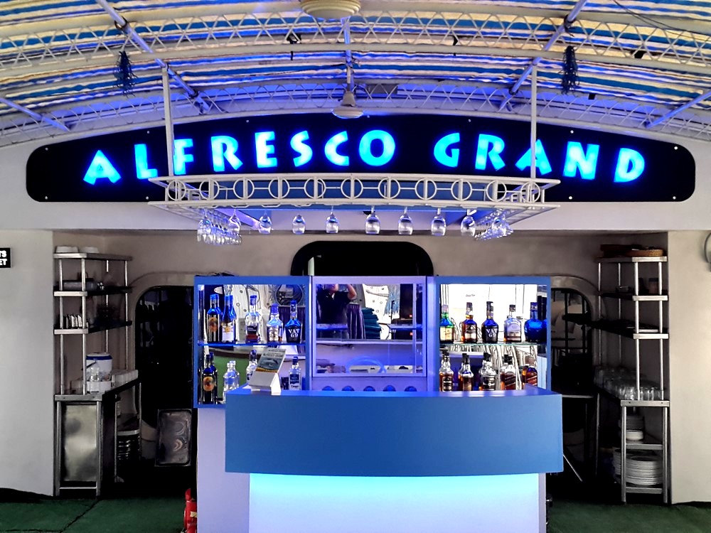 Alfresco Grand