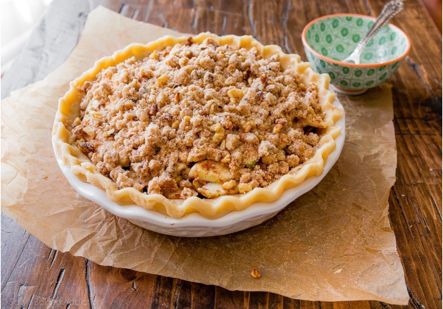 Apple-Crumble-Pie