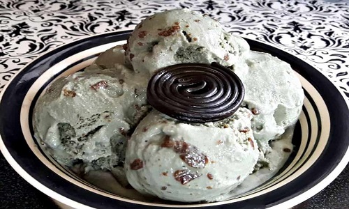 Black Licorice Ice Cream