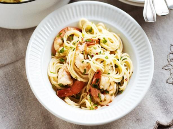 Chili-Prawns-with-Pasta