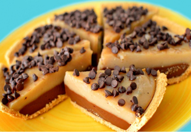 Chocolate-and-Butterscotch-Pudding-Pie