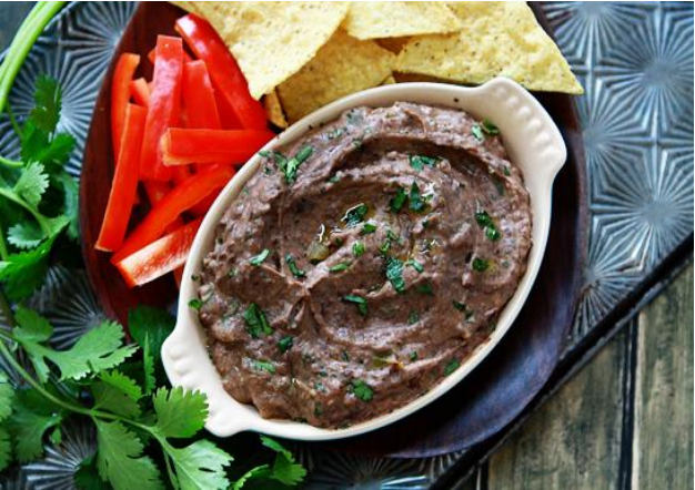 Dark-Bean-Jalape&ntilde;o-Hummus
