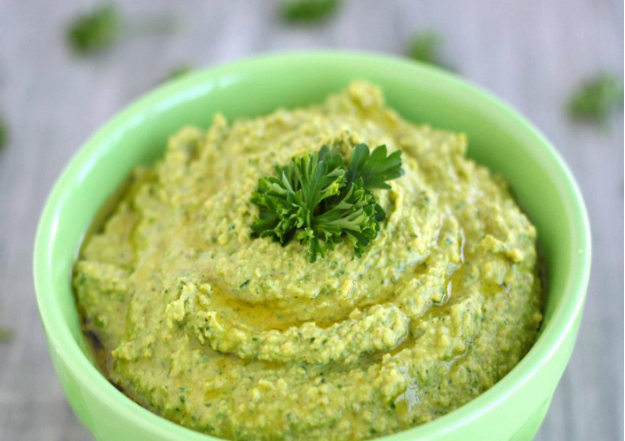 Detox-Parsley-Hummus