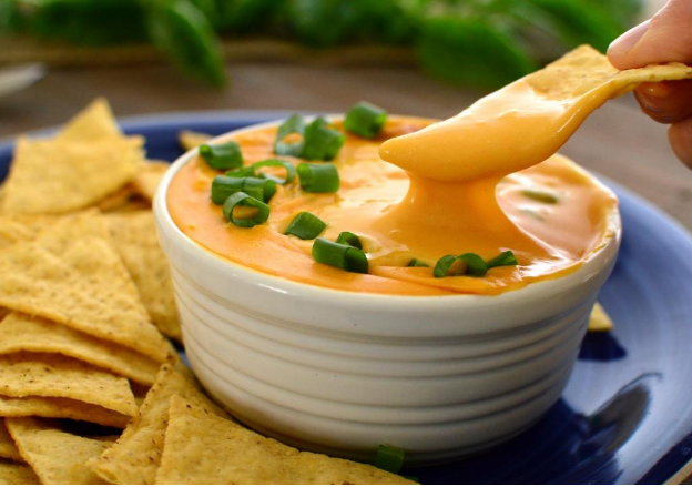 Fat-Free-Vegan-Cheddar-Sauce