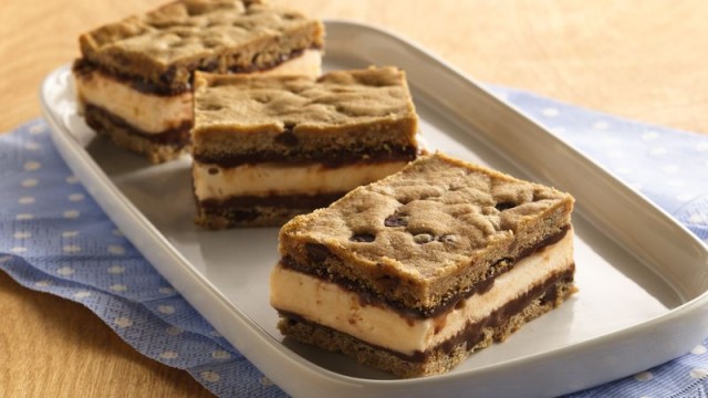 Fudgy Ice-Cream Sandwich