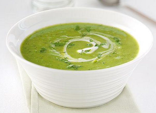 Green-Peas-And-Mint-Soup