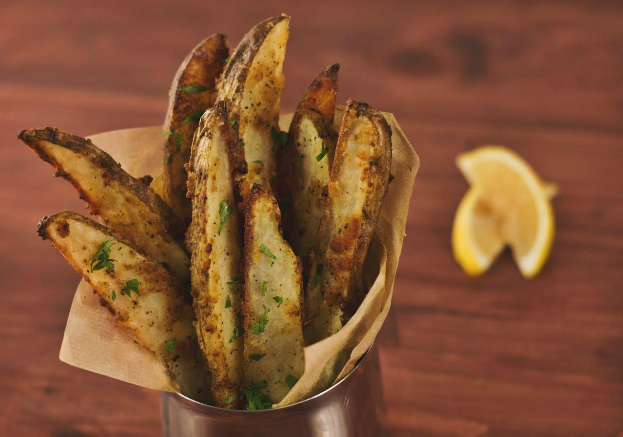 Lemon-Pepper-And-Garlic-Fries