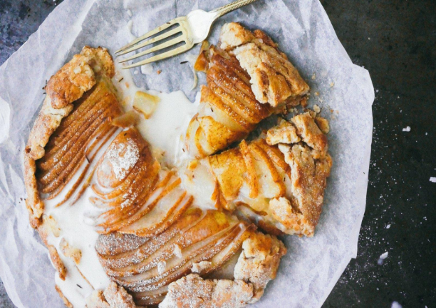 Pear-Galette-With-Rooibos-Glaze