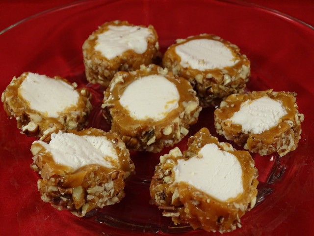Pecan Logs