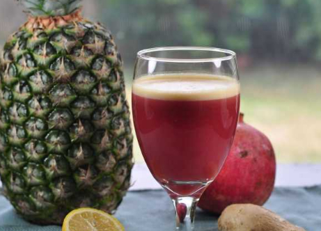 Pomegranate-Pineapple-Lemon-Juice