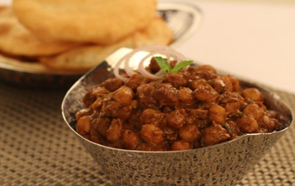 Potato-With-Pindi-Chola