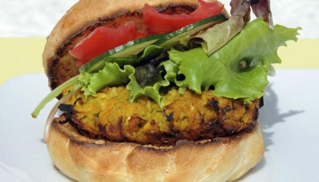 Spinach Cottage Cheese Burger At Midnight Chef