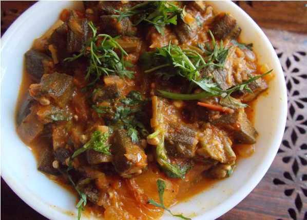 Tomato-Ladyfinger-Curry