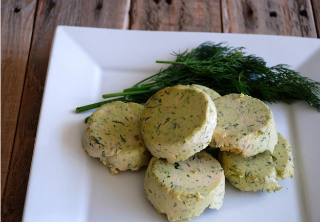 Veggie-lover-Cashew-Dill-Cheese