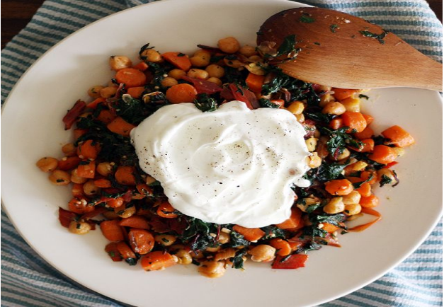 Yotam-Ottolenghis-Chickpea-Saut&eacute;-with-Greek-Yogurt