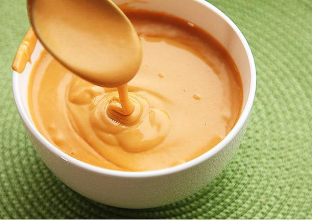 Zesty-Vegan-Cheese-Sauce