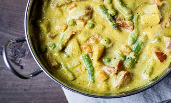 cashew-vegetable-korma