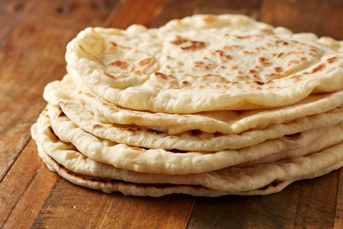 delish-190621-homemade-pita-0149-landscape-pf-1567692673