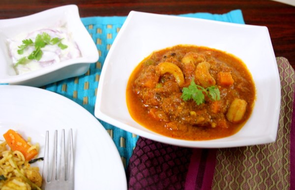 kaju-tomato-curry