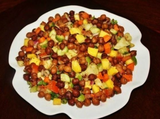 kala-chana-salad