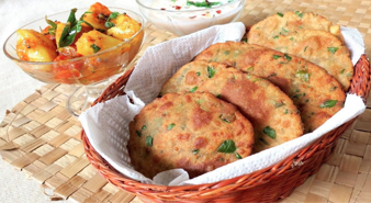methi-bajra-poori