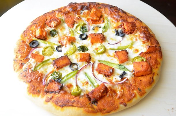 paneer-tikka-pizza