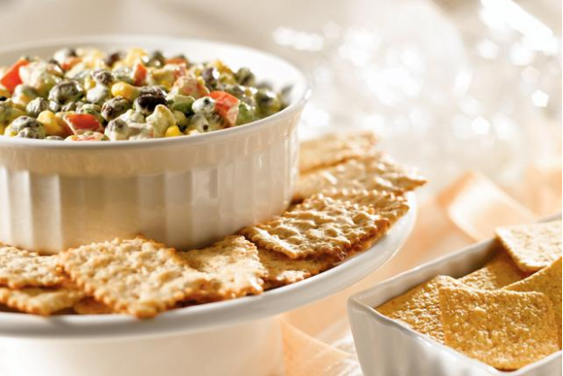 southwest-avocado-bean-dip